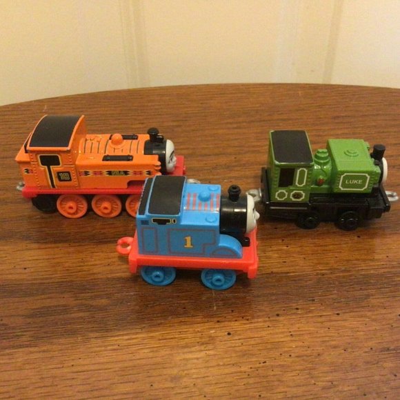 Lot 2 Thomas & Friends Take N Play Die Cast Trains NIA LUKE + 1 Plastic THOMAS - Picture 2 of 8
